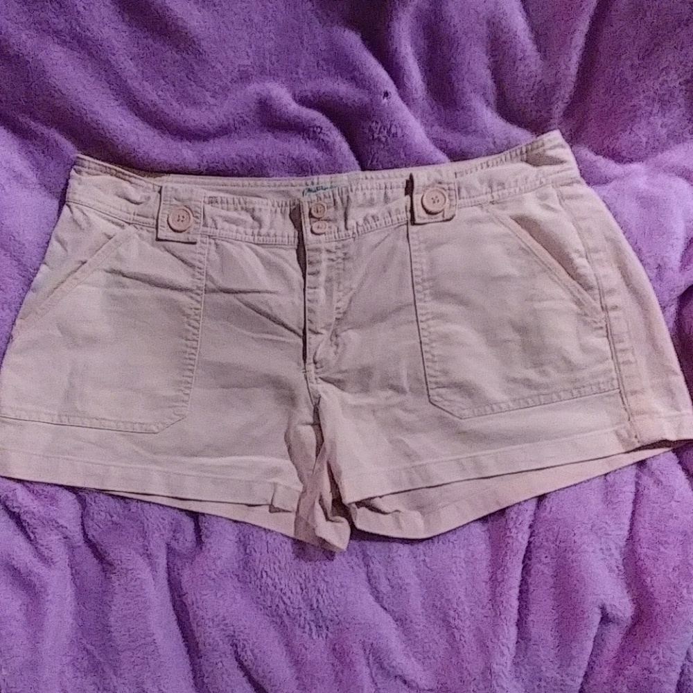 Old Navy light pink plus size shorts. Sz 16